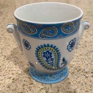 VERA BRADLEY MY HOME ANDREA BY SADEK BERMUDA BLUE CUP PLANT POT CERAMIC CACHEPOT
